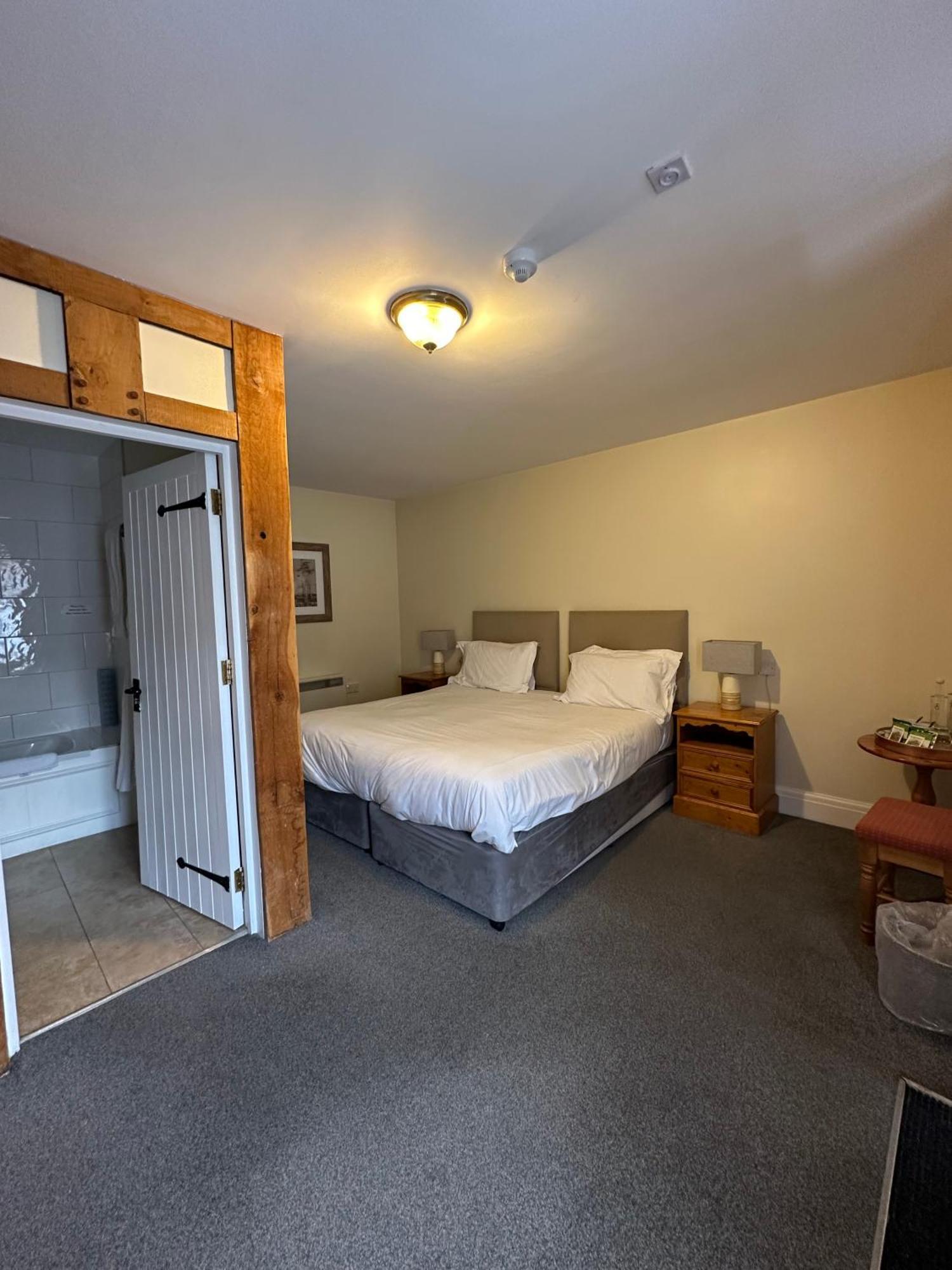 The White Hart Hotel Welwyn Εξωτερικό φωτογραφία