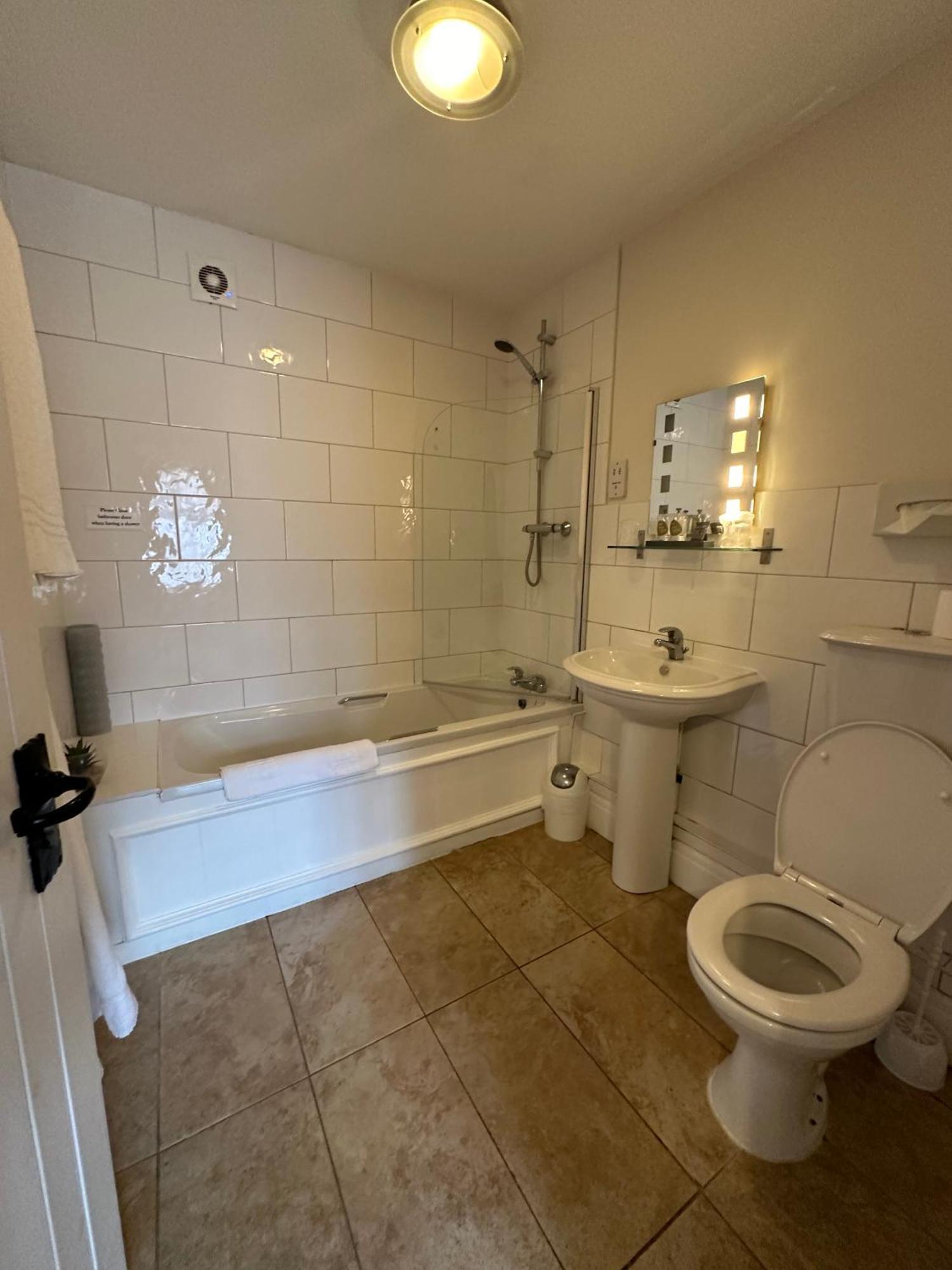 The White Hart Hotel Welwyn Εξωτερικό φωτογραφία