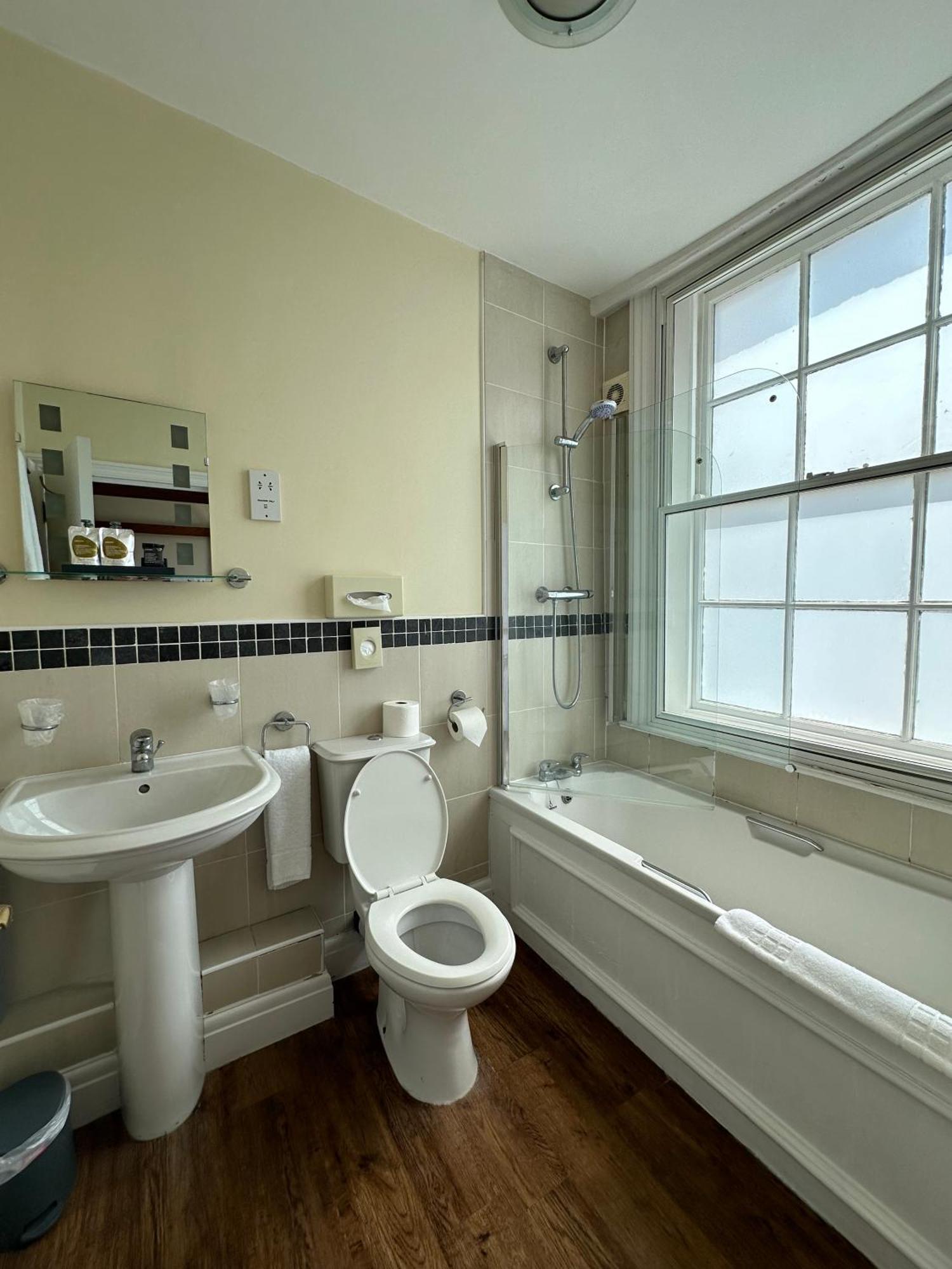 The White Hart Hotel Welwyn Εξωτερικό φωτογραφία