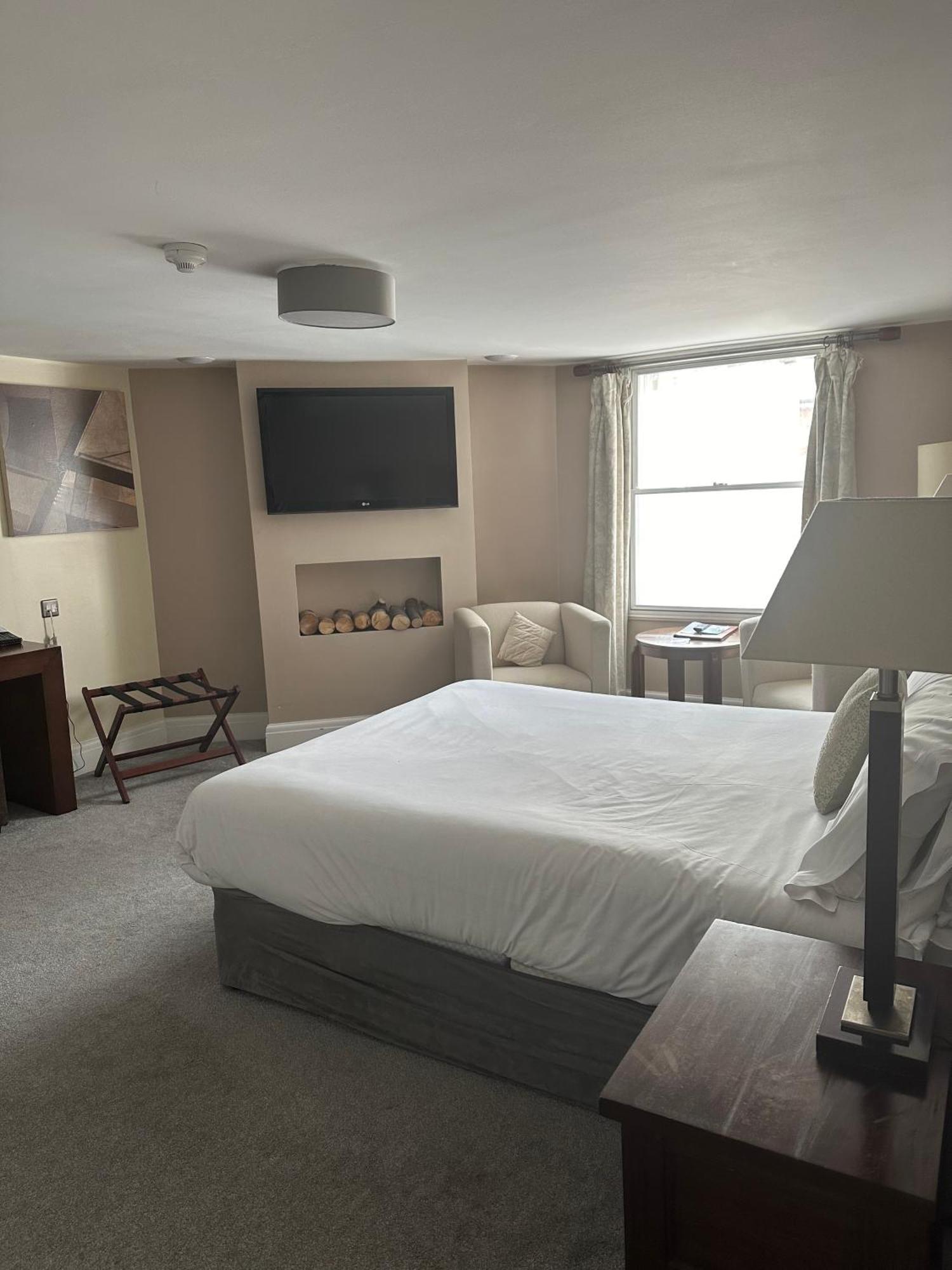 The White Hart Hotel Welwyn Δωμάτιο φωτογραφία
